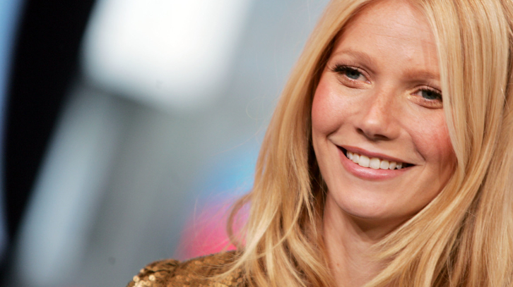 Gwyneth Paltrow Confirms Engagement to Creator of Glee