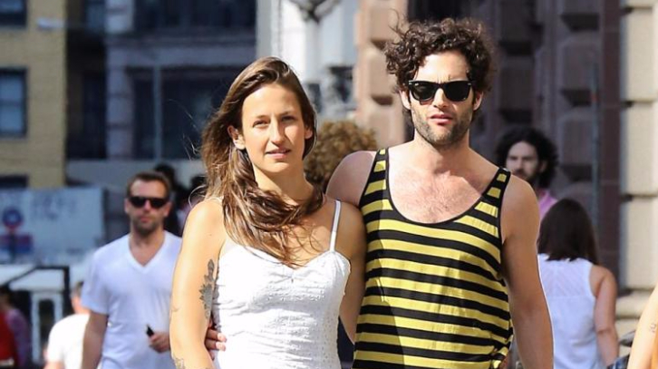 Lonely Boy no more! Penn Badgley Gets Hitched