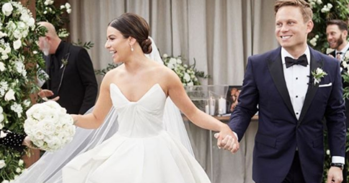 Glee star Lea Michele & Zandy Reich tie the knot in a beautiful