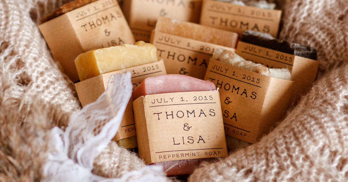 10 Wedding Favours Every Guest Will Want to Keep