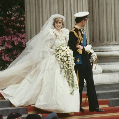 Did you know Princess Diana had a second wedding dress she never even ...